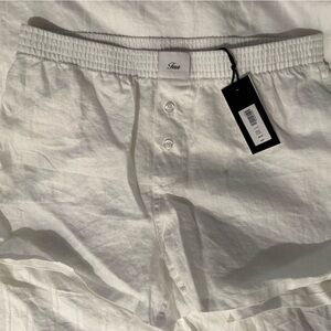 Dally Linen Short